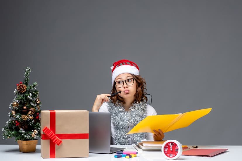 Find out why recruiting during the holiday season is highly beneficial for recruiters